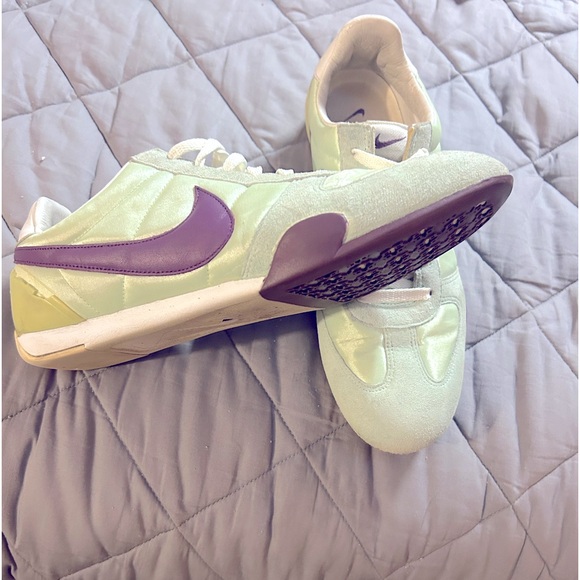 Nike Sister Sprint Green/Purple Vintage Women's 311853-351 Shoes size 8.5 - Picture 1 of 6